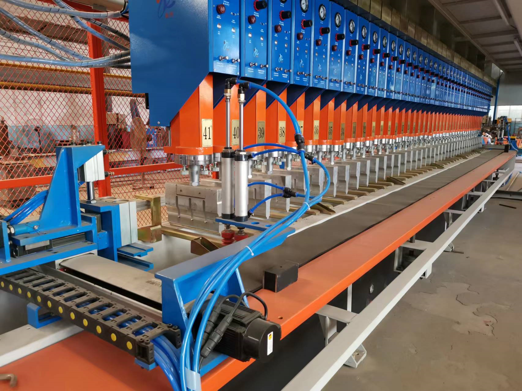 Automatic Ultrasonic Geocell Welding Machine 